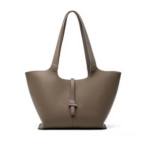 Custom 2025 Earnom Automne Nouvelle couche supérieure Cowe Vache Vente en cuir authentique Sac fourre-tout de grande capacité à main de grande capacité